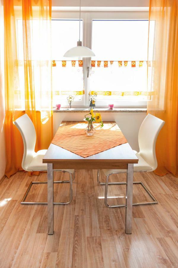 Ferienwohnung Haus Lindenfeld Ruhstorf an der Rott Exterior foto